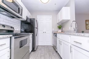 Brookhaven apartment for rent - Kitchen at The Atlantic Brookhaven, Brookhaven