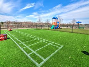 Grand Prairie apartment for rent - Outdoor Strength Training Area and Equipment at 2803 Riverside, Texas