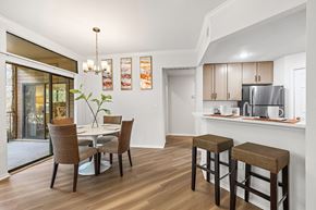 Austin apartment for rent - A dining room with a table and chairs.