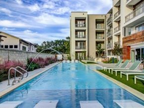 Additional image 5 of 2500 Walsh Tarlton Ln, Austin, TX, 78746
