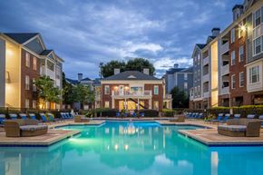 Atlanta apartment for rent - the residences at city center apartments swimming pool