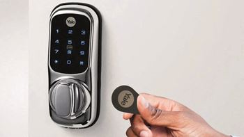 Yale smart lock with keyless entry