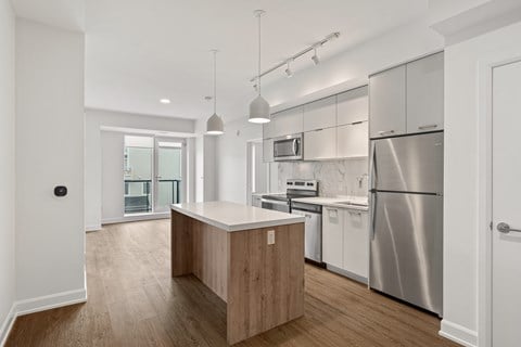 Floor plan for 2 beds, 2 baths, 962 sqft
