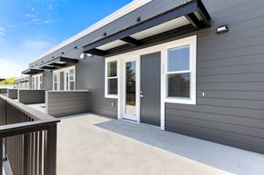 Rohnert Park apartment for rent - outdoor view of front door at Edgeway Plaza, Rohnert Park, CA 94928