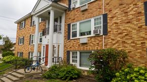 Minneapolis apartment for rent - Front entrance to The Homewoods Apartments