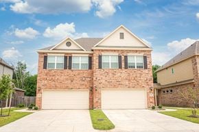 Pearland townhouse for rent - Garages Available at Mirror Lake Pearland, Pearland, 77584