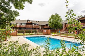 Winnipeg apartment for rent - seasonal pool
