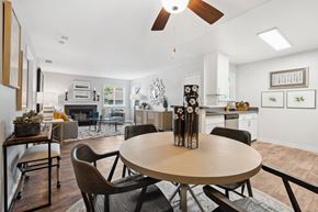 Rocklin apartment for rent - A modern dining room with a round table and chairs.