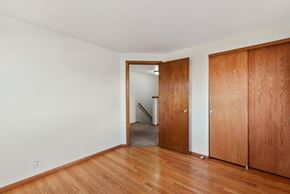 Milwaukee apartment for rent - Beckett Townhomes Bedroom