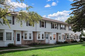 Glendale apartment for rent - Mohawk Townhomes Exterior