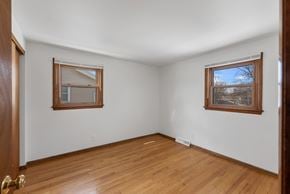 Milwaukee apartment for rent - Ramsey Townhomes Bedroom