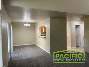 Central Point apartment for rent - the living room and dining room of a new home