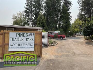 Ashland apartment for rent - a trailer park with no thru traffic and a sign
