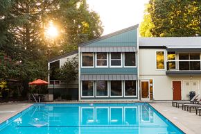 Sacramento apartment for rent - Main Pool View(2)