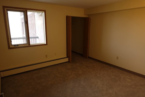 Floor plan for 1 bed, 1 bath, 568 sqft