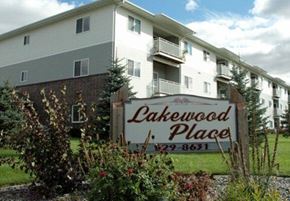 Aberdeen apartment for rent - A sign for Lakewood Place in front of a building.