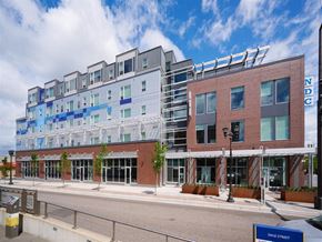 St. Paul apartment for rent - the building in which the hotel is located