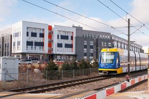 Minneapolis apartment for rent - Blue Line transit