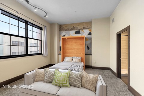 Floor plan for studio, 1 bath, 655 sqft