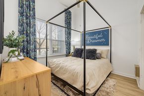 Charlotte apartment for rent - Midtown 205 Model Bedroom