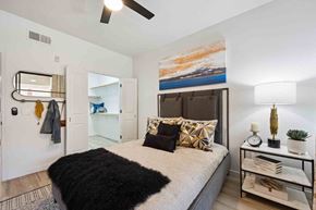 Glendale apartment for rent - a bedroom with a bed and a ceiling fan