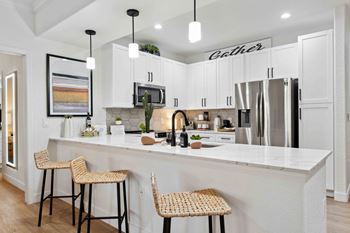 Quartz countertops & custom backsplash