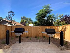Chico apartment for rent - BBQ at The Edge, Chico
