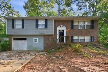 Lithonia house for rent - 5725 Cape Cod Ln