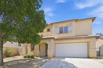 Lancaster house for rent - 3627 E Avenue H10