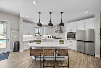 Full gourmet demo kitchen