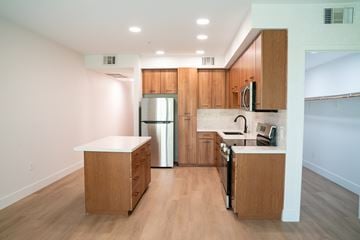 San Jose apartment for rent - Meridian at Midtown