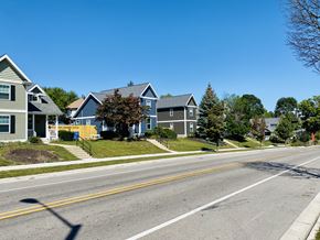 Grand Rapids apartment for rent - neighborhood multiple homes