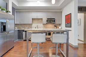 Jacksonville apartment for rent - kitchen