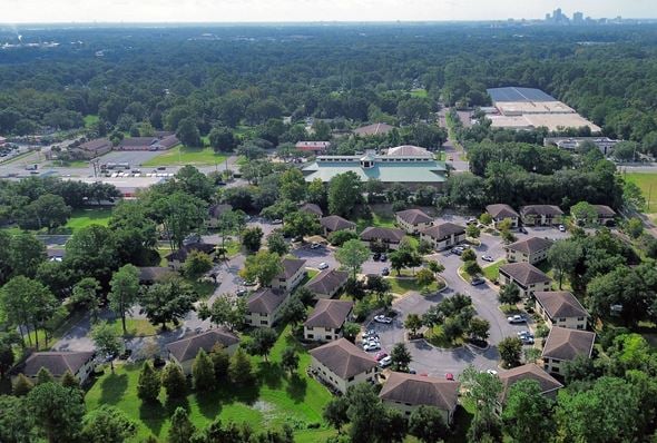 Jacksonville apartment for rent - Pine Hill is nestled in the northside neighborhood of Jacksonville