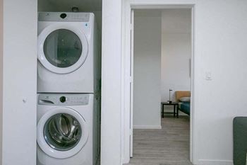 Full size washer & dryer