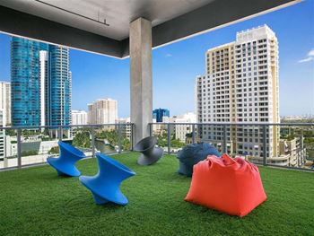 Yoga lawn
