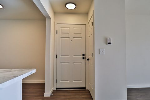 Floor plan for 1 bed, 1 bath, 708 sqft