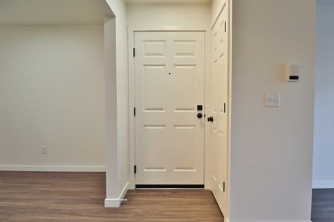 Floor plan for 2 beds, 2 baths, 988 sqft
