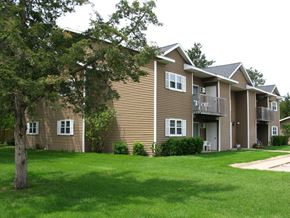 Plover apartment for rent - our apartments are equipped with a spacious yard and balconies