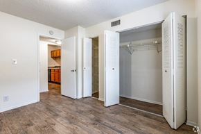 Clearwater apartment for rent - Bedroom at Pineview Apartments, in Clearwater, FL 33755