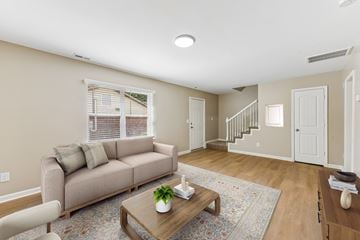 Charlotte apartment for rent - Sharon West