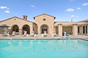 Moreno Valley apartment for rent - pool area at the villas at falling waters in west omaha at Rancho Belago, Moreno Valley