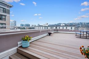 Portland apartment for rent - Rooftop deck with views