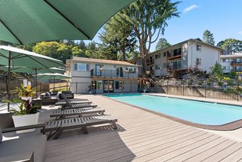 Seasonal pool