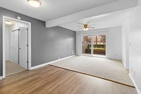 Gresham apartment for rent - Spacious Living Area at East Wind, Oregon