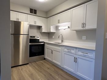 Newly renovated apartments with upgraded features