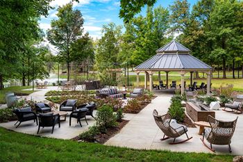 Outdoor lounge & gazebo