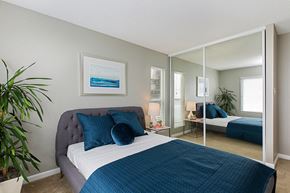 Pacifica apartment for rent - Furnished bedroom interior at OceanAire Apartment Homes, Pacifica