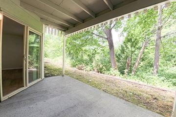 Puyallup apartment for rent - Meridian West Apartments