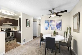 Federal Way apartment for rent - A dining room with a white table and chairs.